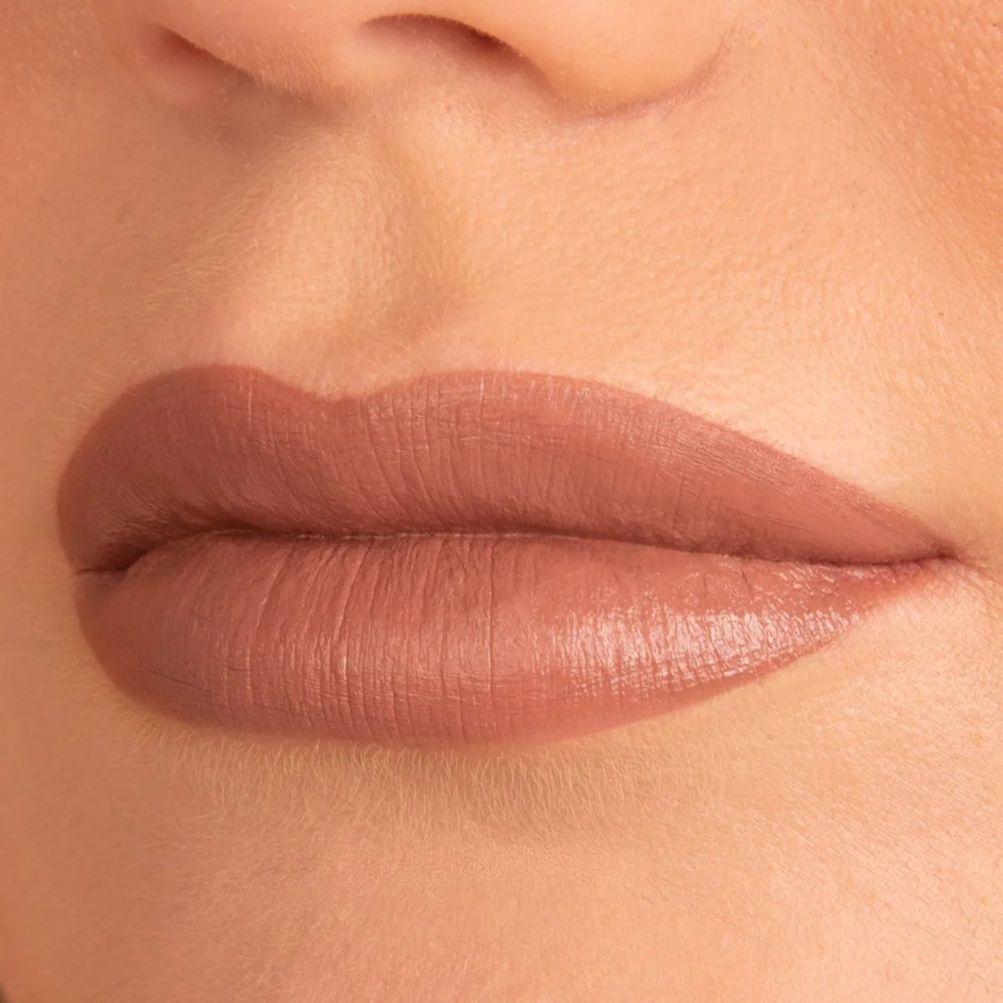 Labial Creamy Liq Lipstick